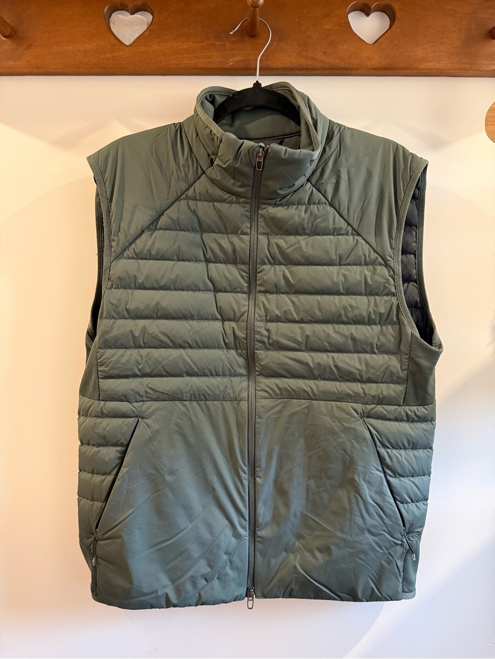 lululemon athletica Men's Quilted Vest in Olive